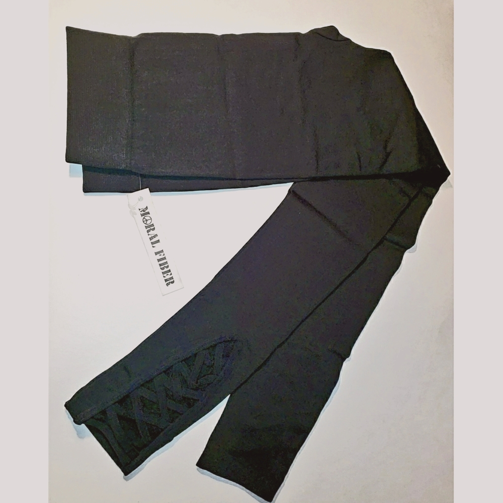 Fleece-Lined Fashion Lattice Leggings - Picture 2 of 4